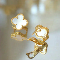 [Aethel jewelry]CLOVER MEDIUM 1 MOTIFS  WHITE MOP STUD EARRINGS